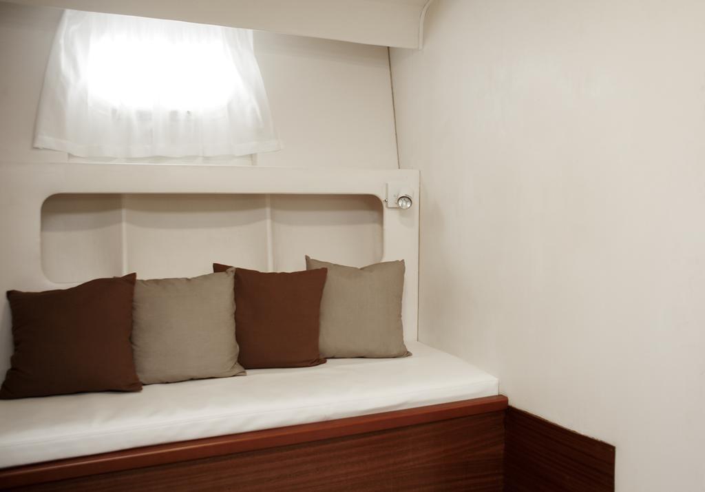 Botel Fourstar *